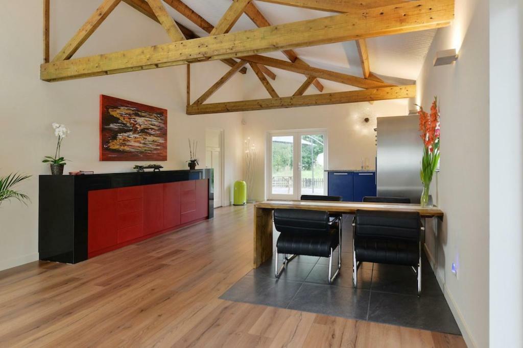 Bos En Beek Bed and Breakfast Ulvenhout Esterno foto